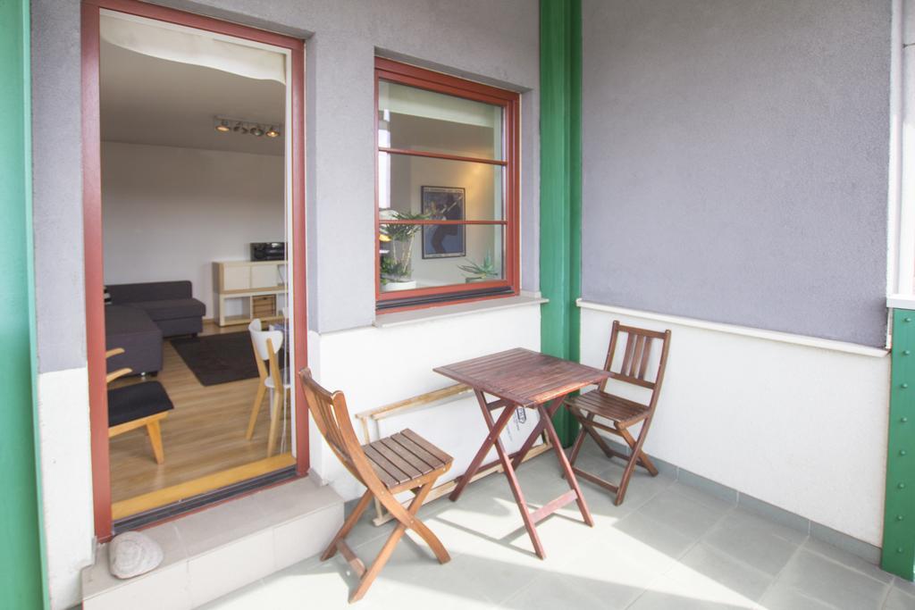 22 Apartment *