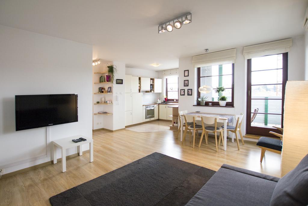 Apartment 22
