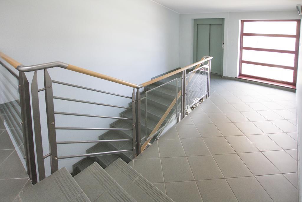 Apartment 22 *